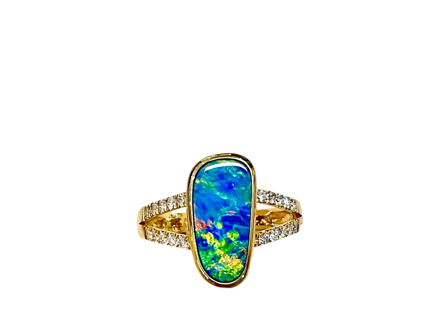 Australian Opal Ring 1.73CT & 0.24CT Diamonds
