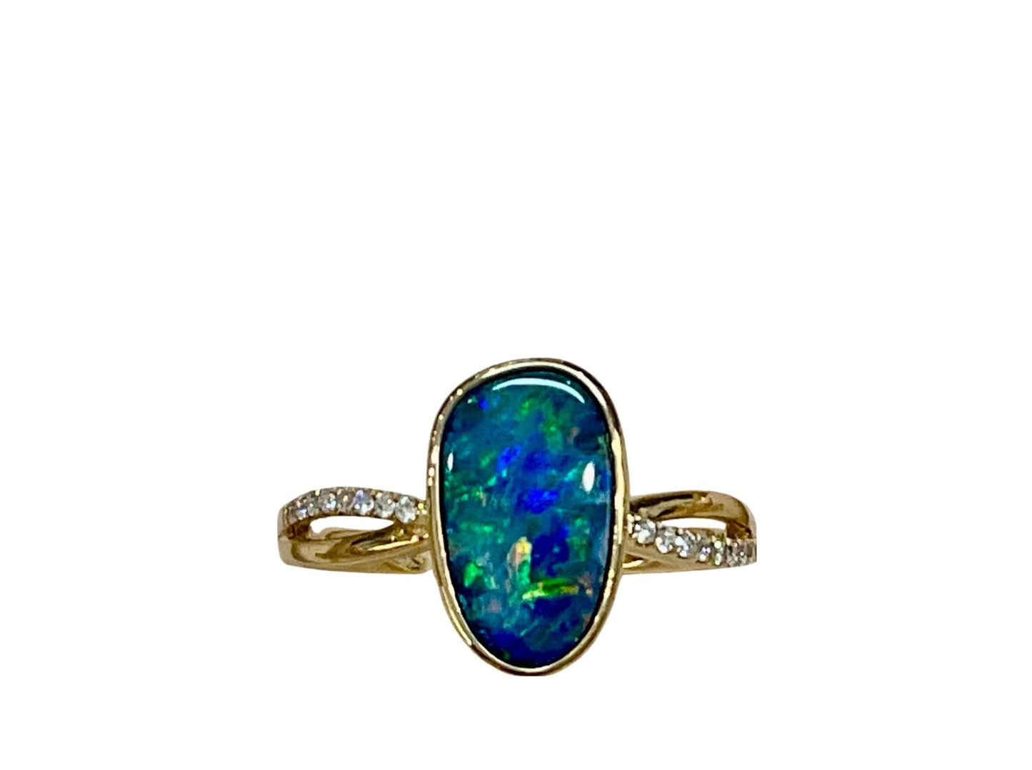 Australian Opal Ring 1.77CT & 0.09CT Diamonds