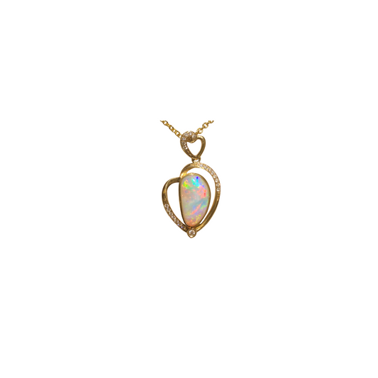 Yellow Gold Crystal Opal Pendant (250430)