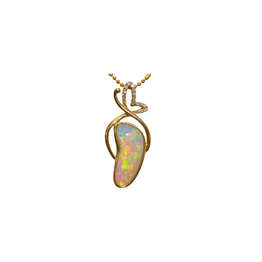 Yellow Gold Crystal Opal Pendant (250432)