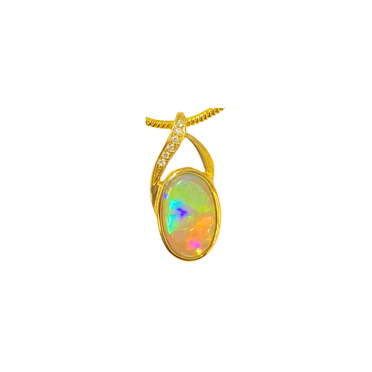 Yellow Gold Crystal Opal Pendant (250447)