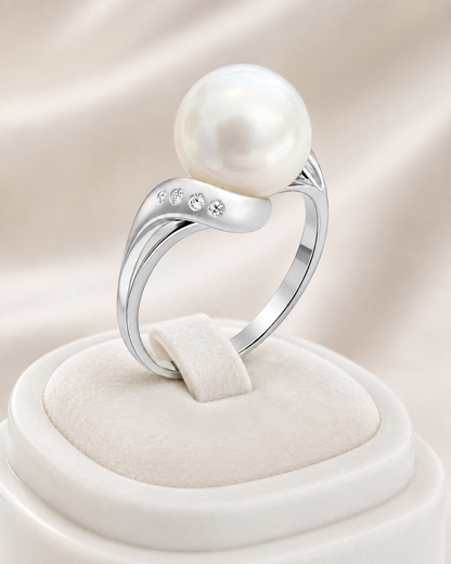 Platinum Ring White South Sea Pearl 13.50mm Diamond 0.15CT