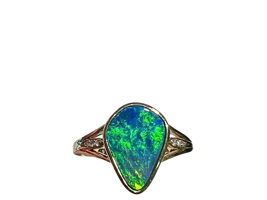 Australian Opal 2.30CT & 0.03CT Diamonds Ring